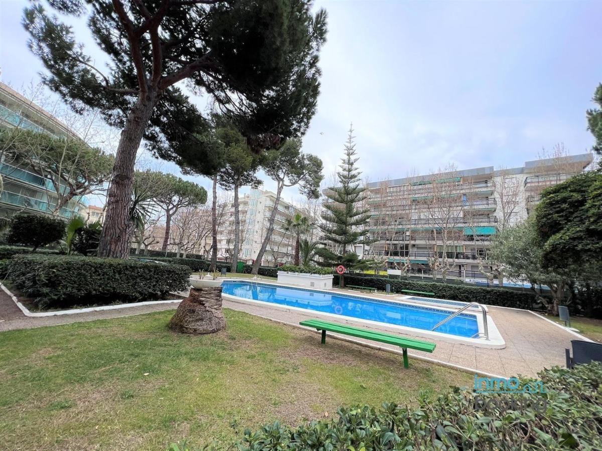 Sun Beach Gisamar Salou Bagian luar foto