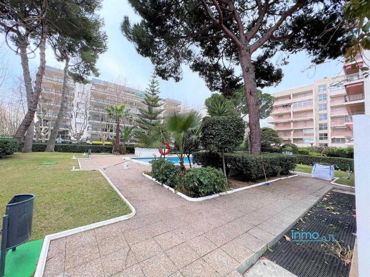 Sun Beach Gisamar Salou Bagian luar foto