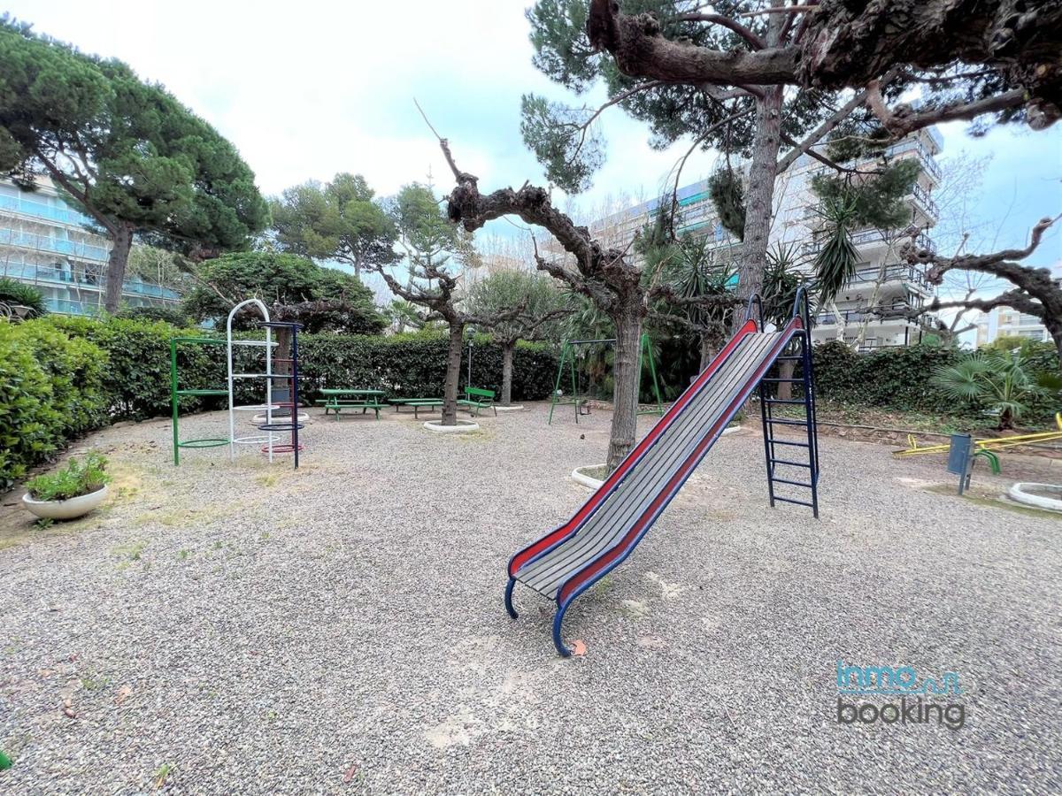 Sun Beach Gisamar Salou Bagian luar foto